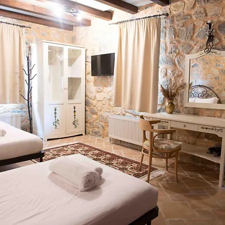 Lithea Mountain 3* 플로리나